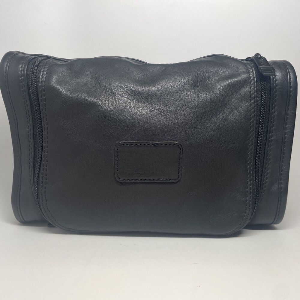 Tumi Black Leather Toiletry Kit Black Cosmetic Organizer Bag - Small flaw READ!